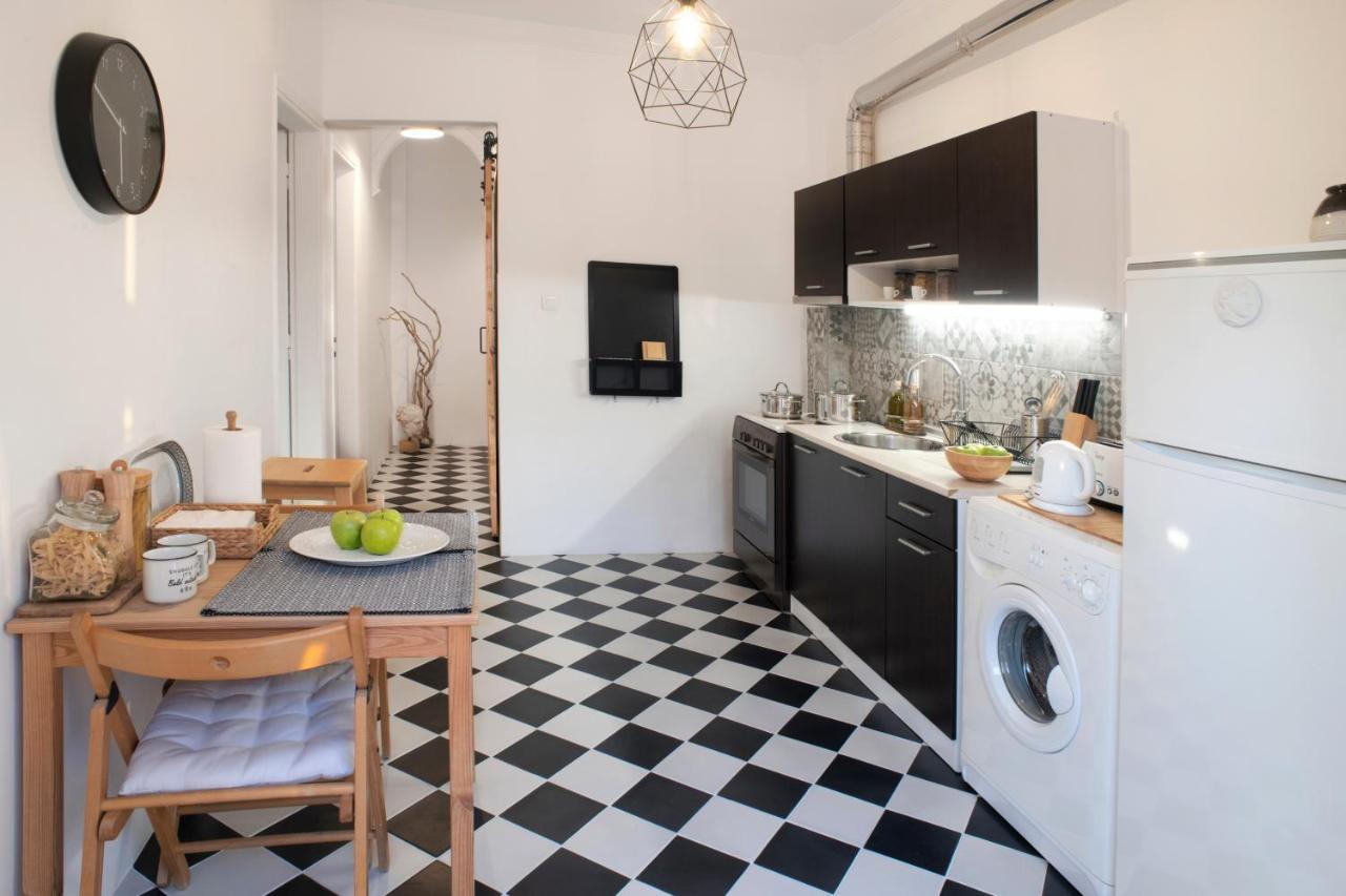 Spacious 82 M2 Two Bedroom Classy Apartment Near City Center Thessaloníki Exteriör bild